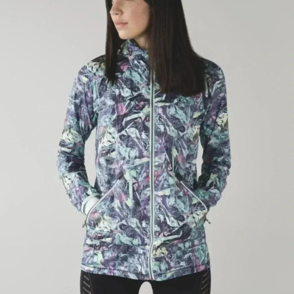 Rain Jacket Size 8 Geometric Crystals Iridescent - Picture 1 of 13